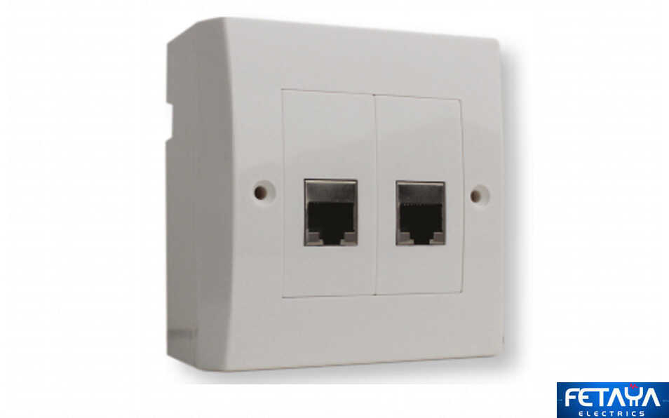 שקע רשת כפול cat5e התקנה על ומתחת לטיח Fetaya